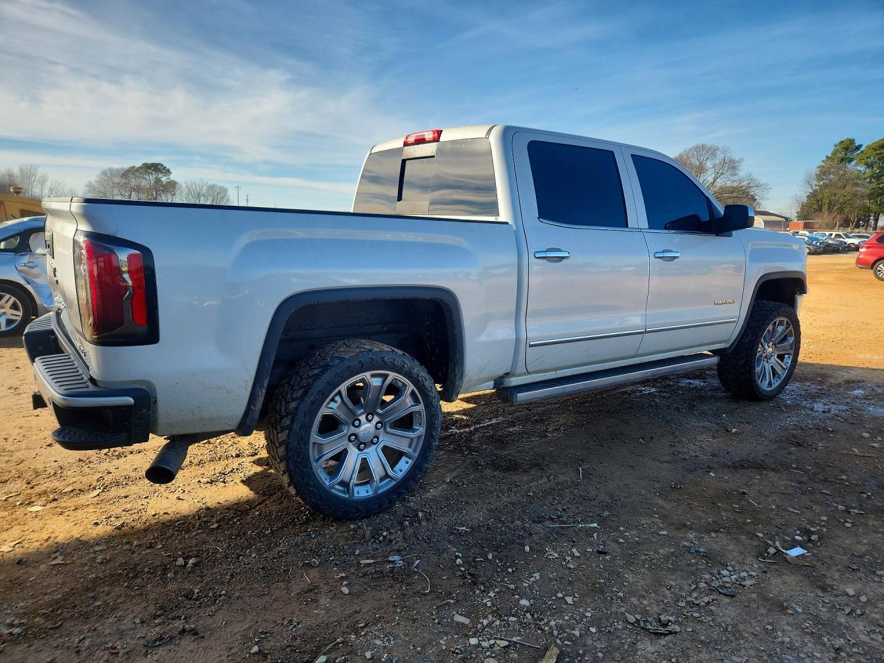 2017 GMC Sierra K1500 Denali - Image 3