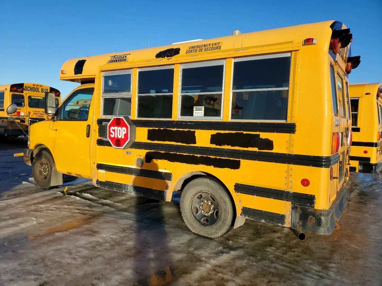 2010 Chevrolet Express G3 - School Bus - Фото 3