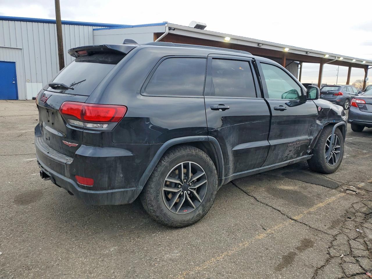2019 Jeep Grand Cherokee Trailhawk - Фото 3