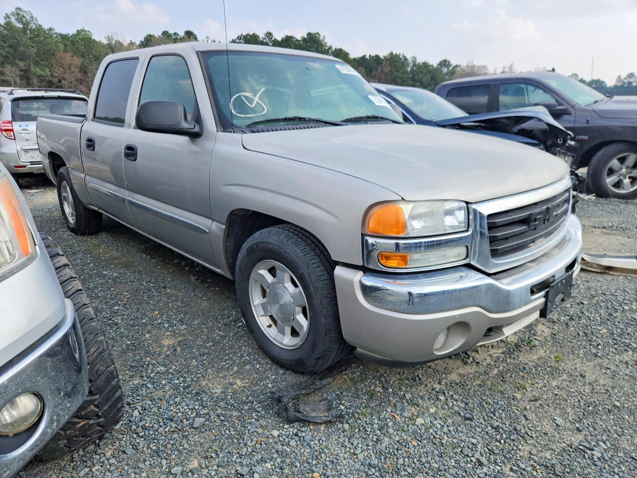 2005 GMC New Sierra C1500 - Фото 4