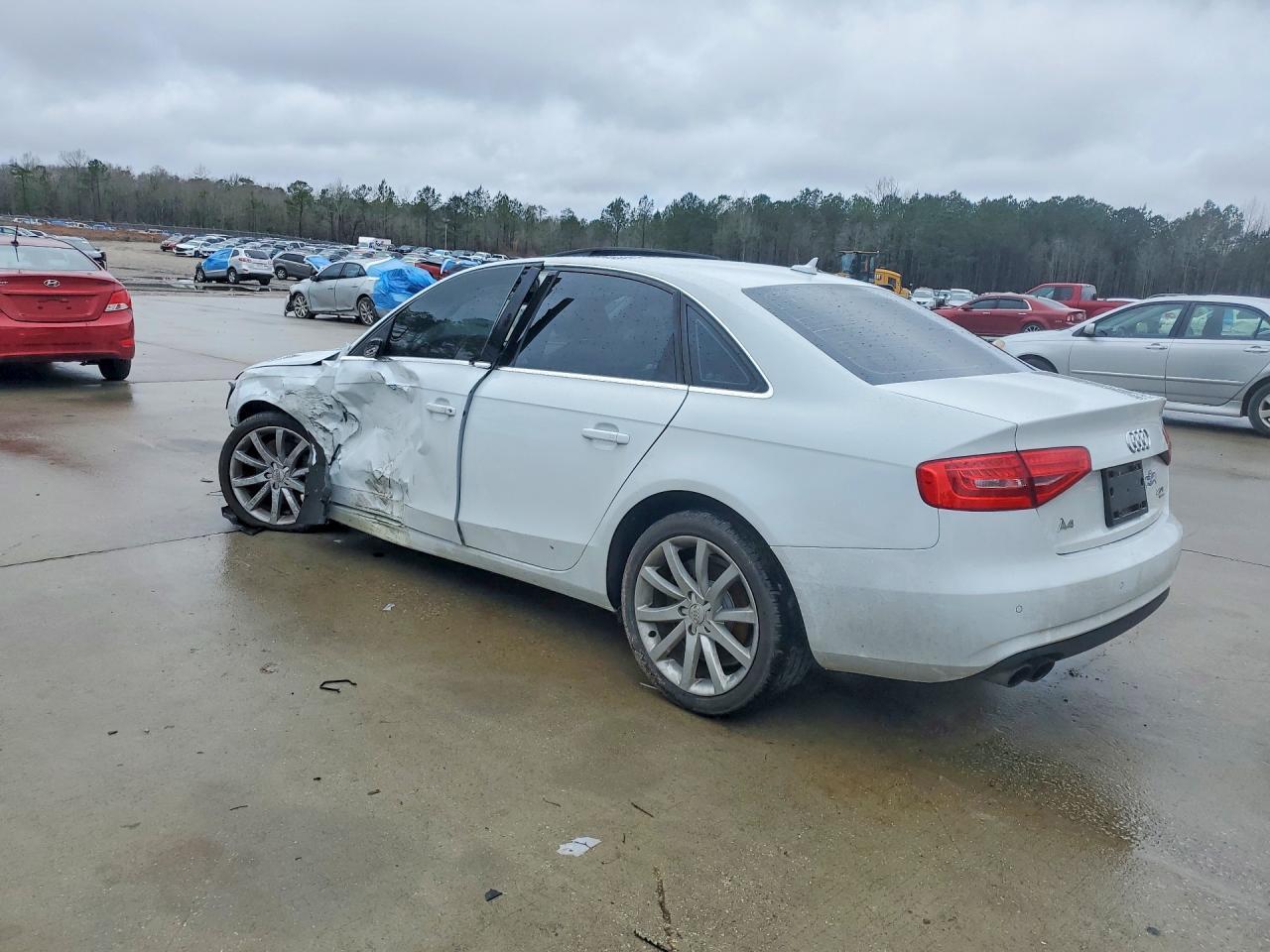 2013 Audi A4 Premium Plus - Image 2