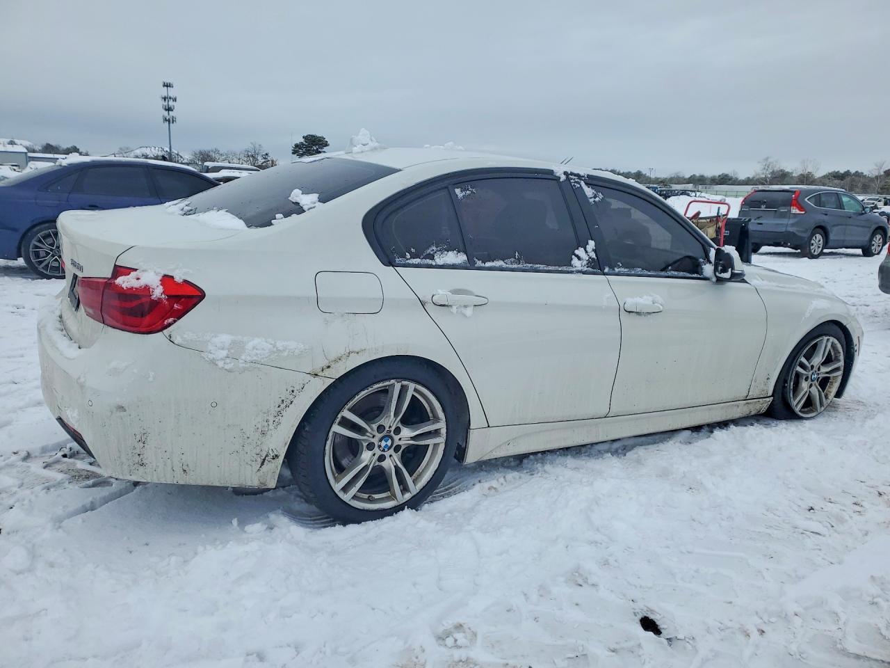 2018 BMW 330 Xi - Фото 3