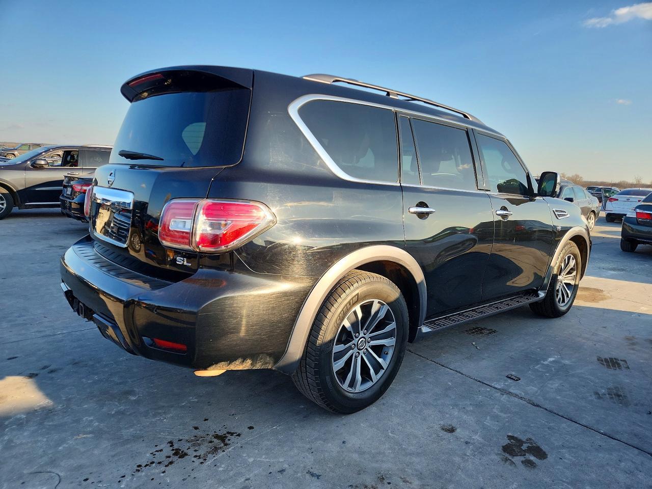2017 Nissan Armada Sv - Image 3