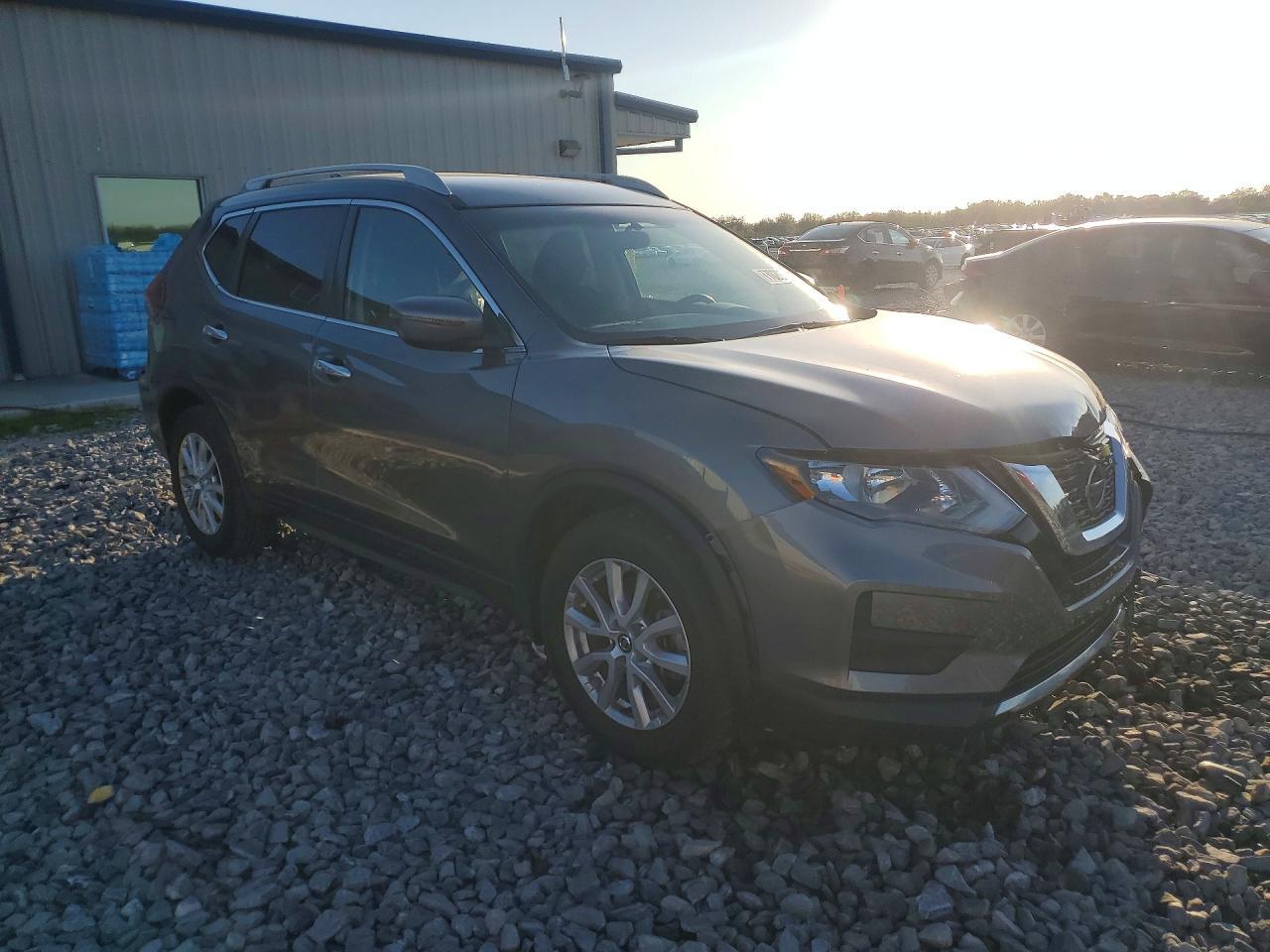 2018 Nissan Rogue S - Фото 4