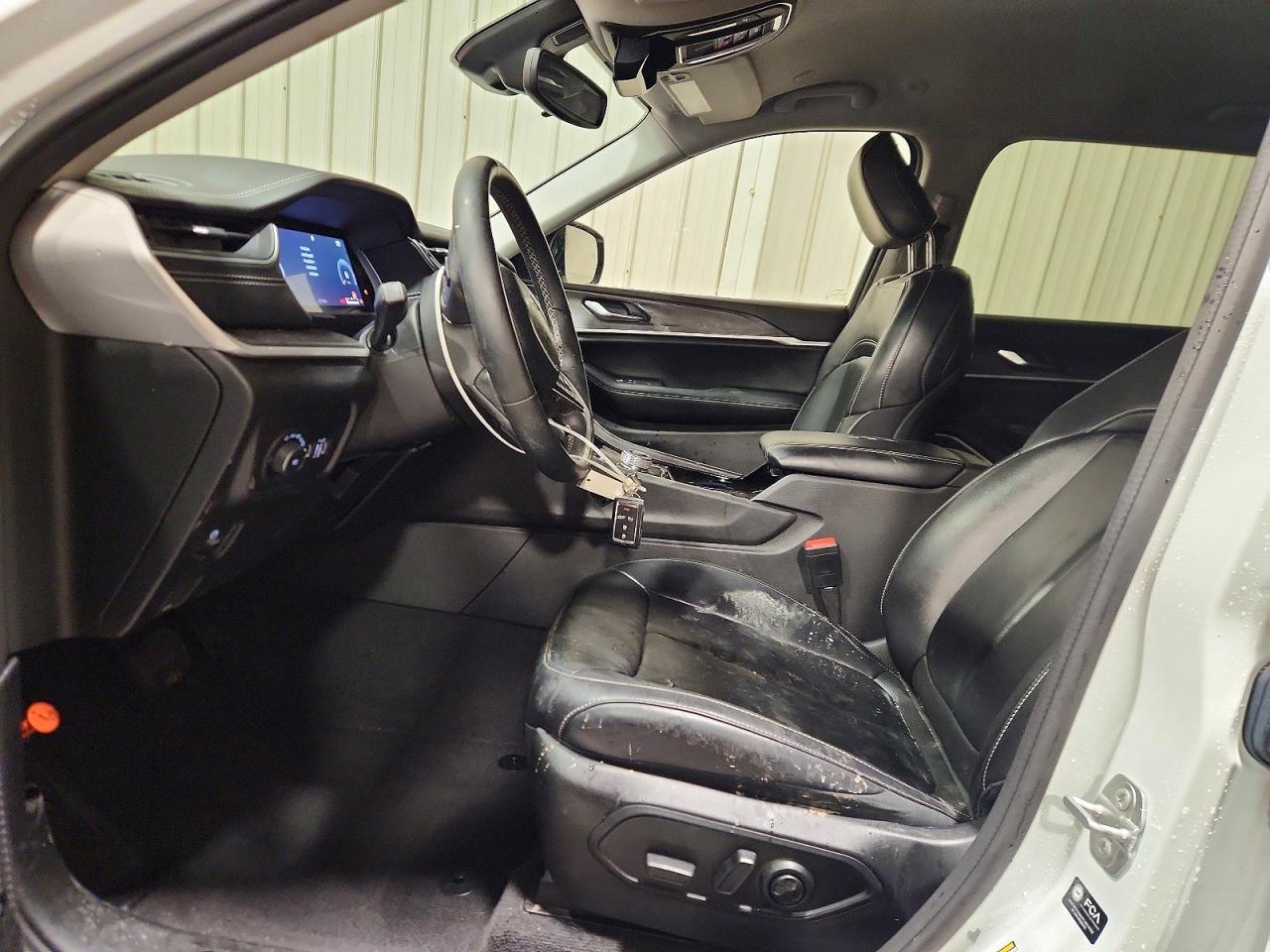 2022 Jeep Grand Cherokee L Limited - Image 7