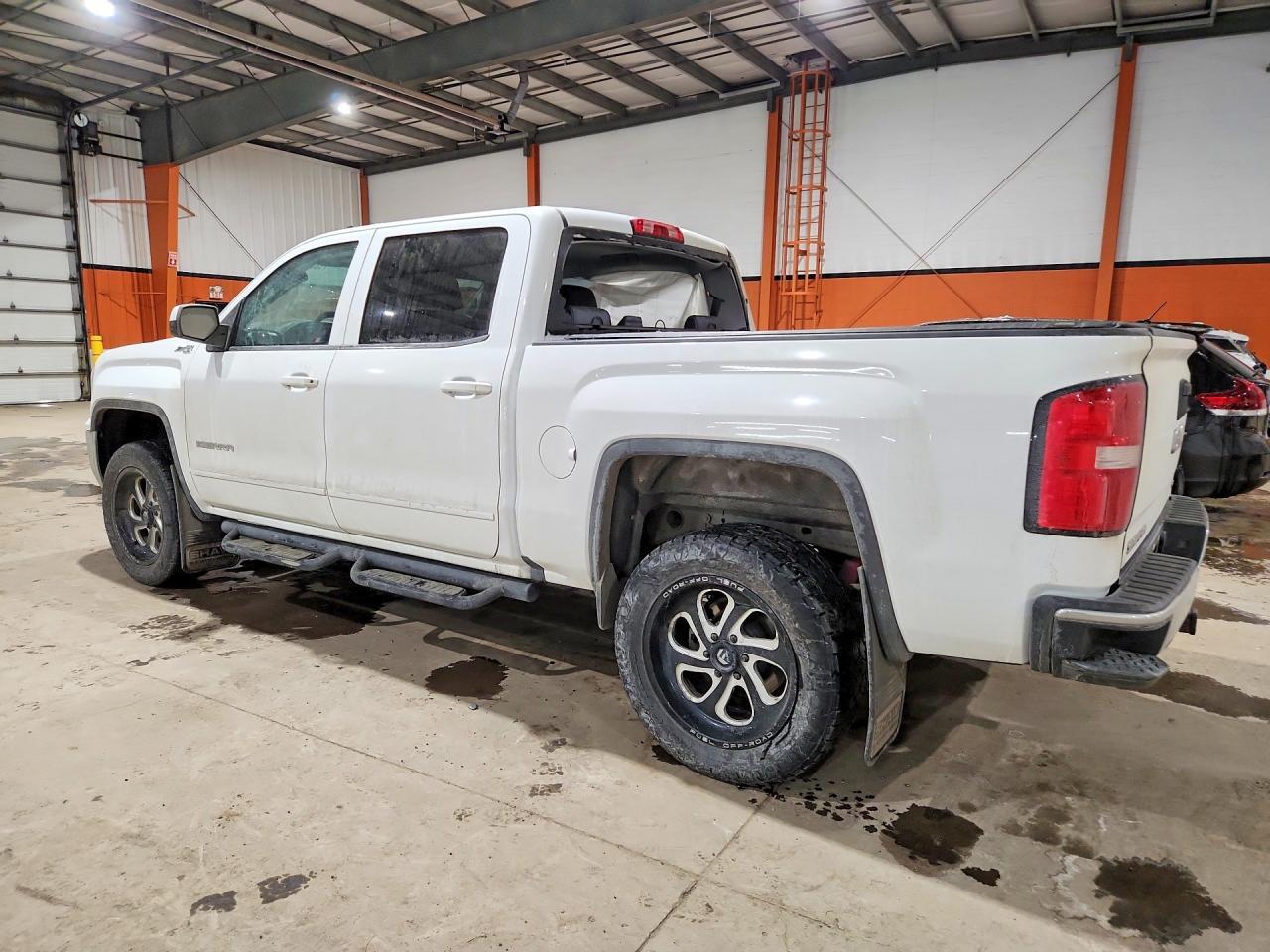 2016 GMC Sierra K1500 Sle - Image 2