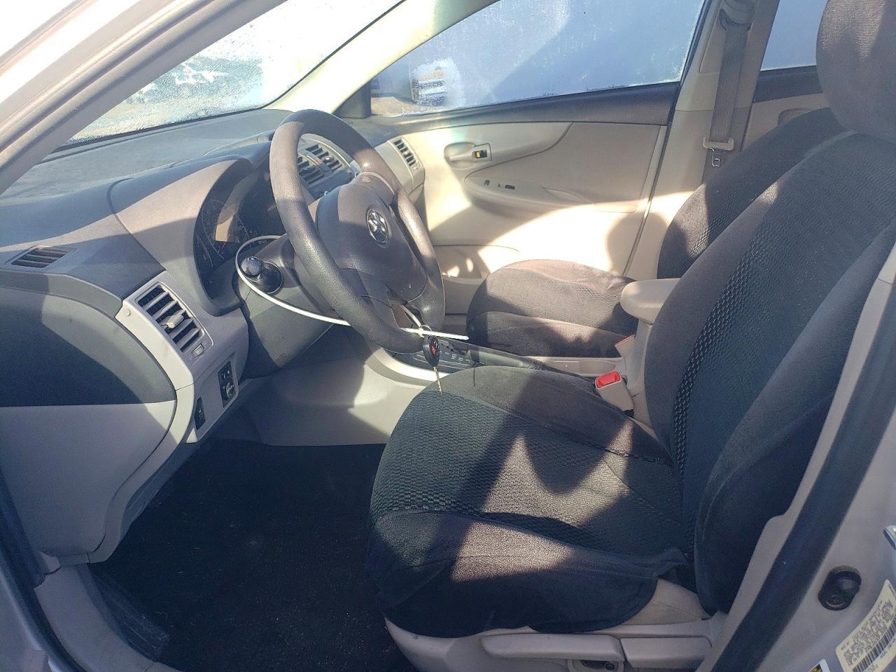 2013 Toyota Corolla - Фото 7