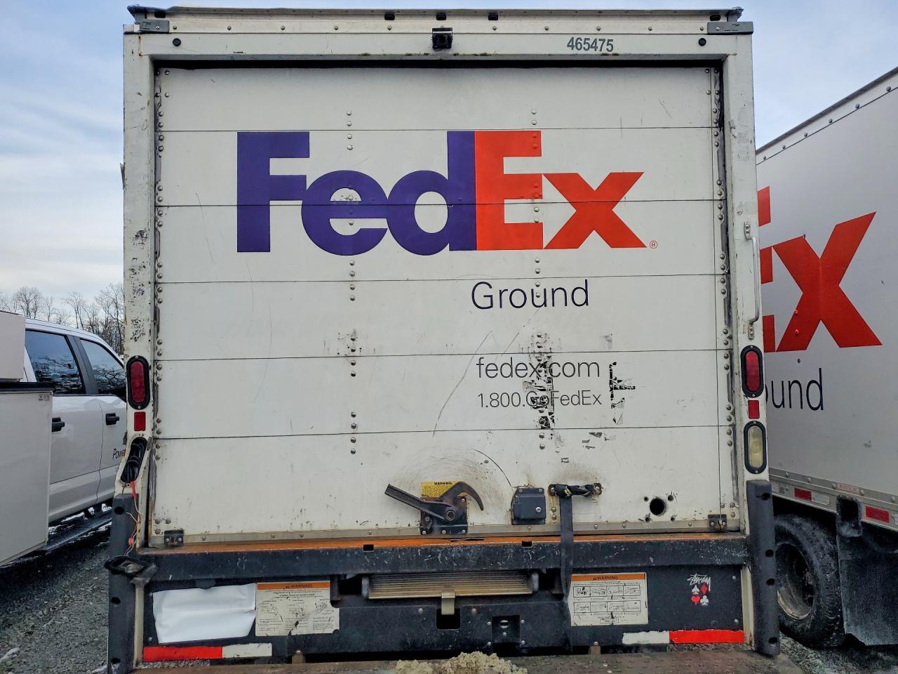 2015 Ford E350 Box Truck - Фото 6
