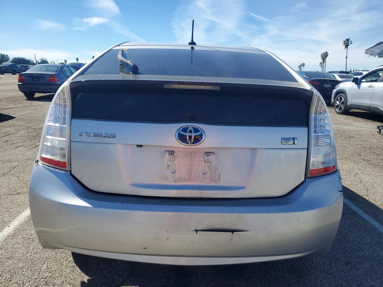 2010 Toyota Prius Iii - Фото 6