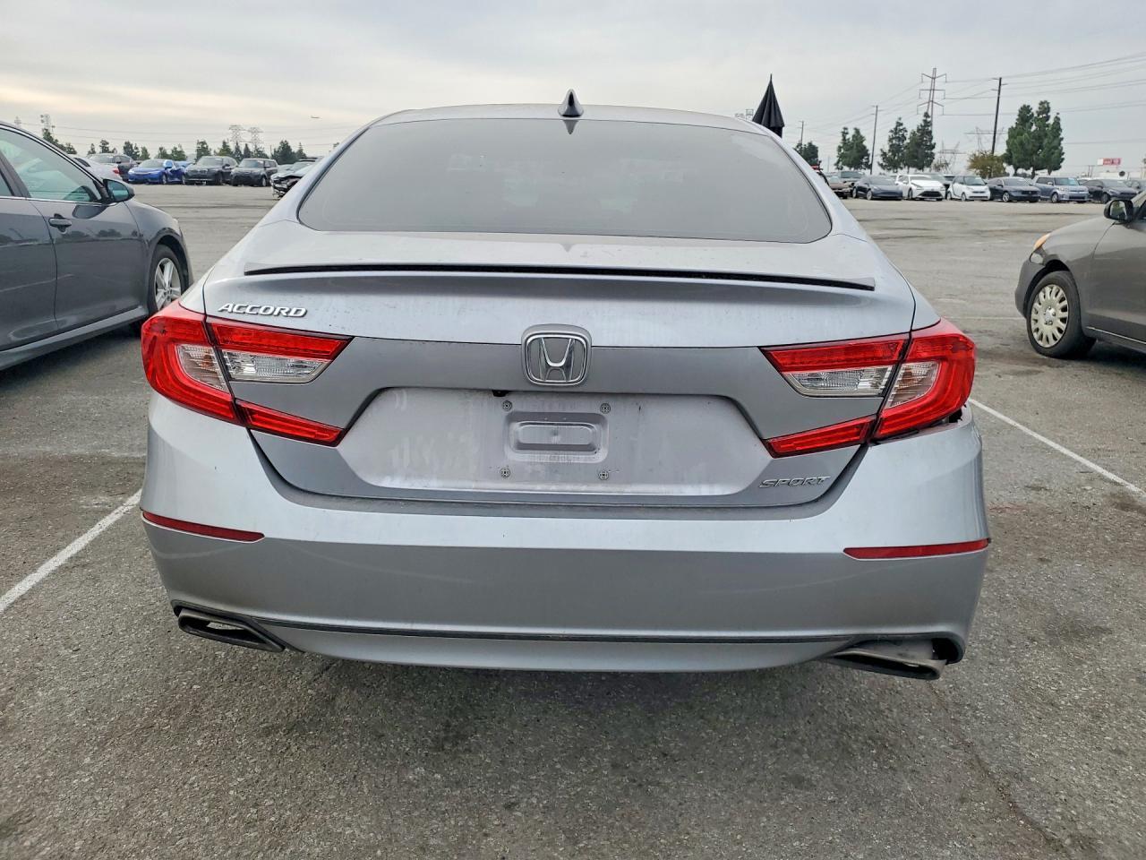 2022 Honda Accord Sport - Image 6