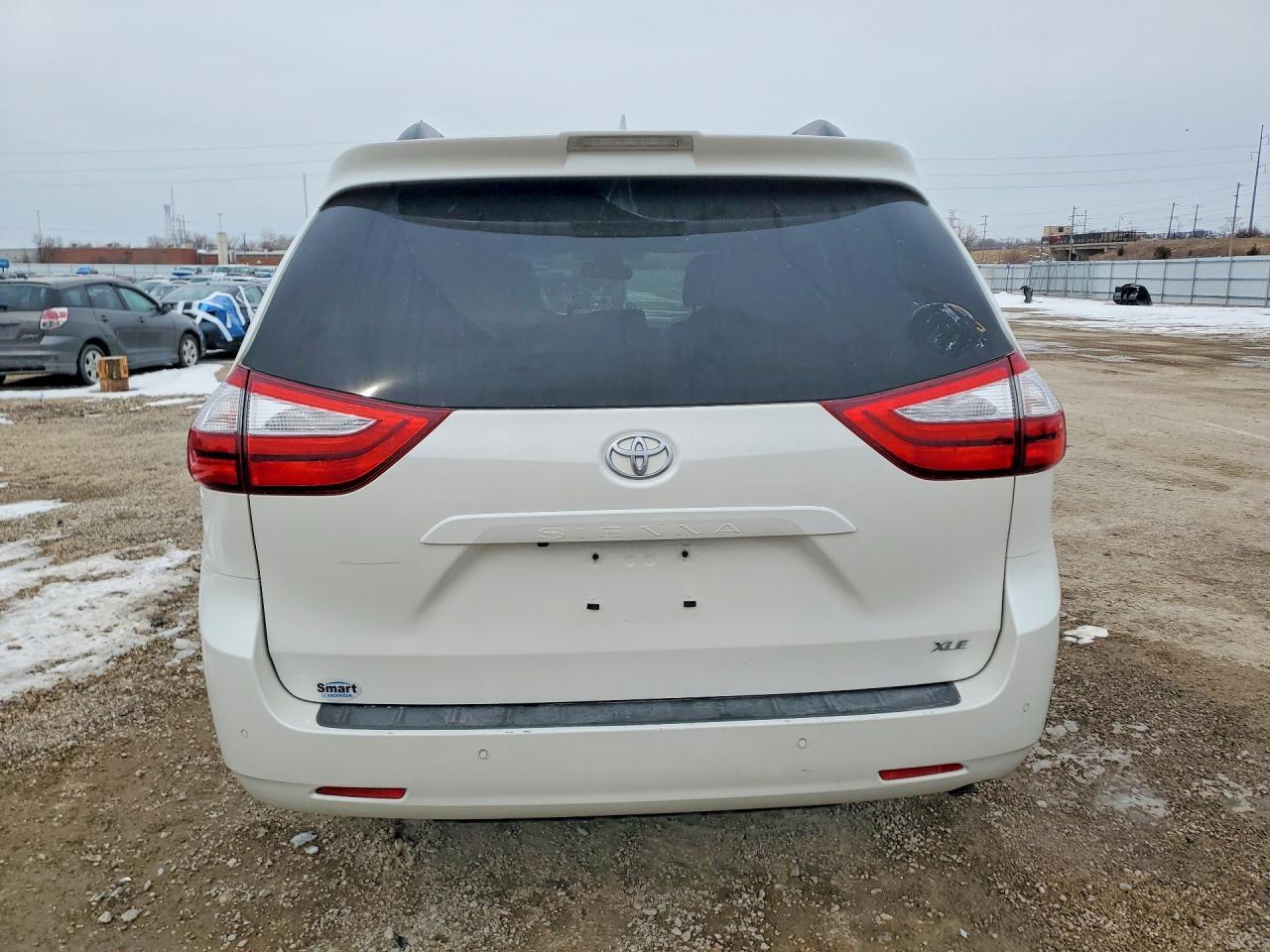 2019 Toyota Sienna Xle 8-Passenger - Фото 6