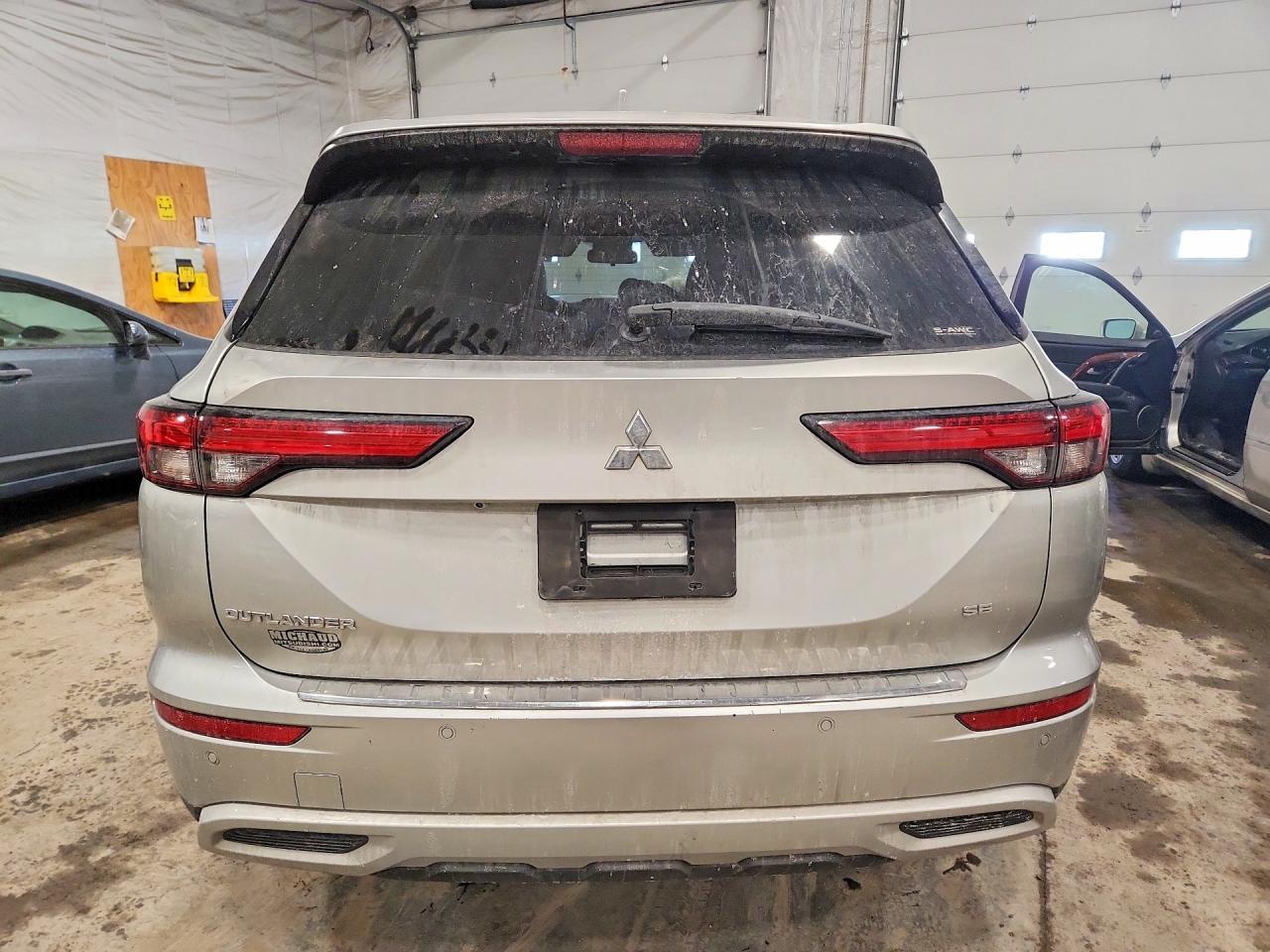 2022 Mitsubishi Outlander Se - Фото 6