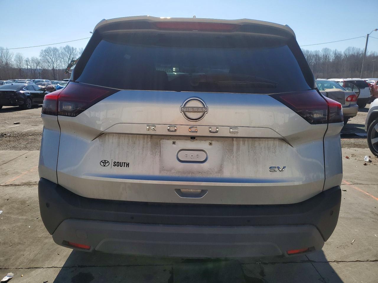 2023 Nissan Rogue Sv - Фото 6