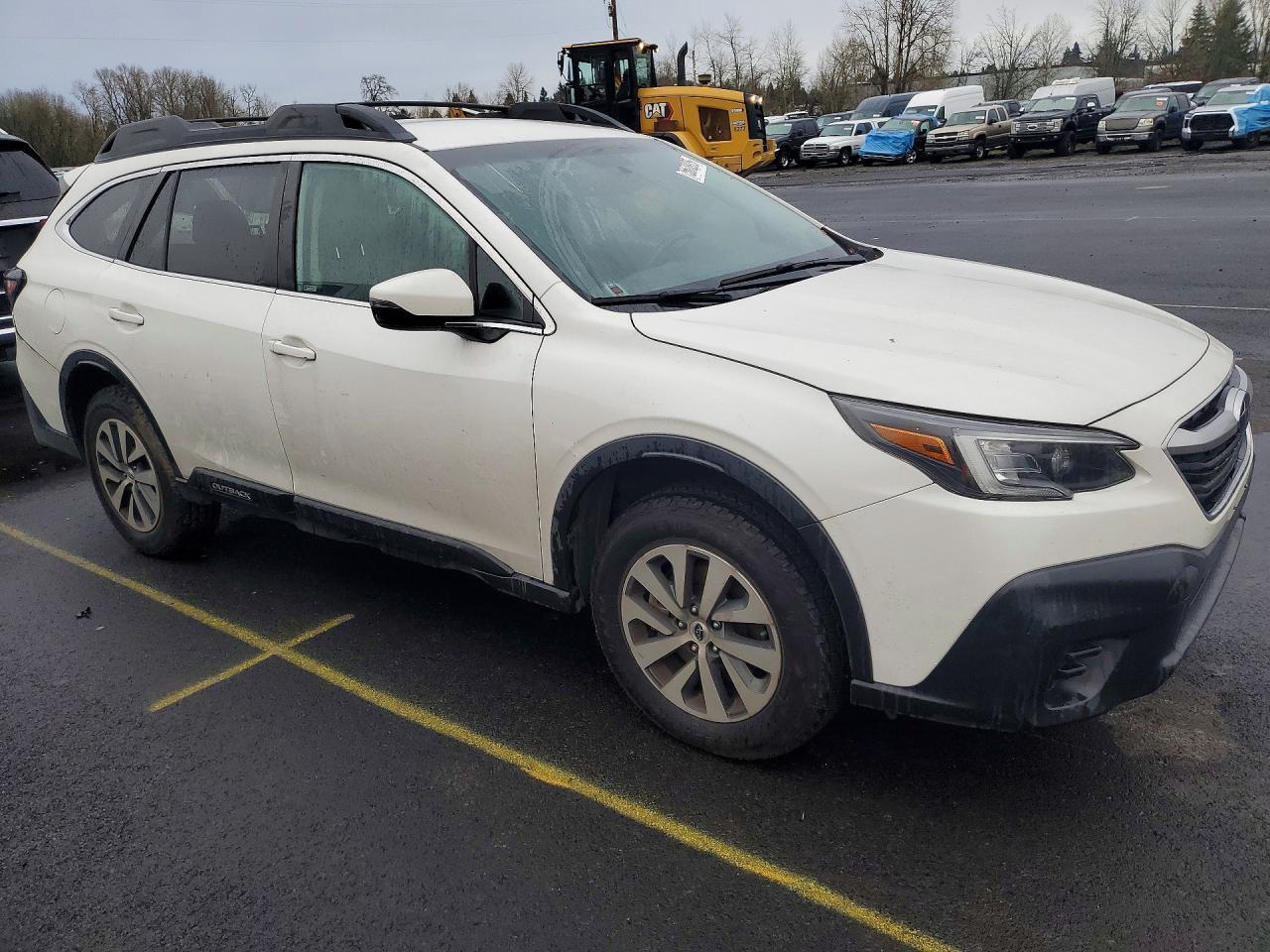 2022 Subaru Outback Premium - Image 4