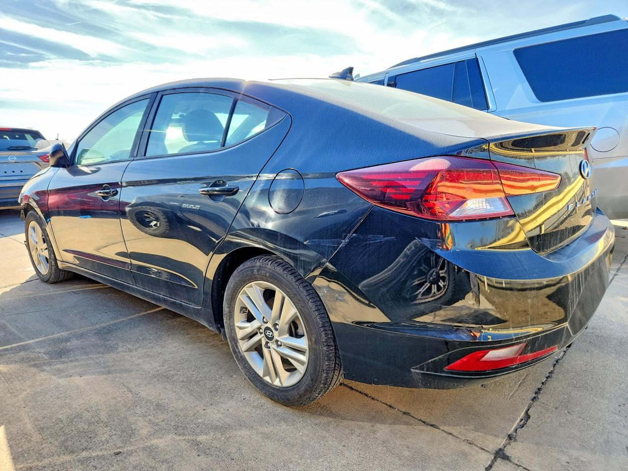 2020 Hyundai Elantra Sel - Image 2