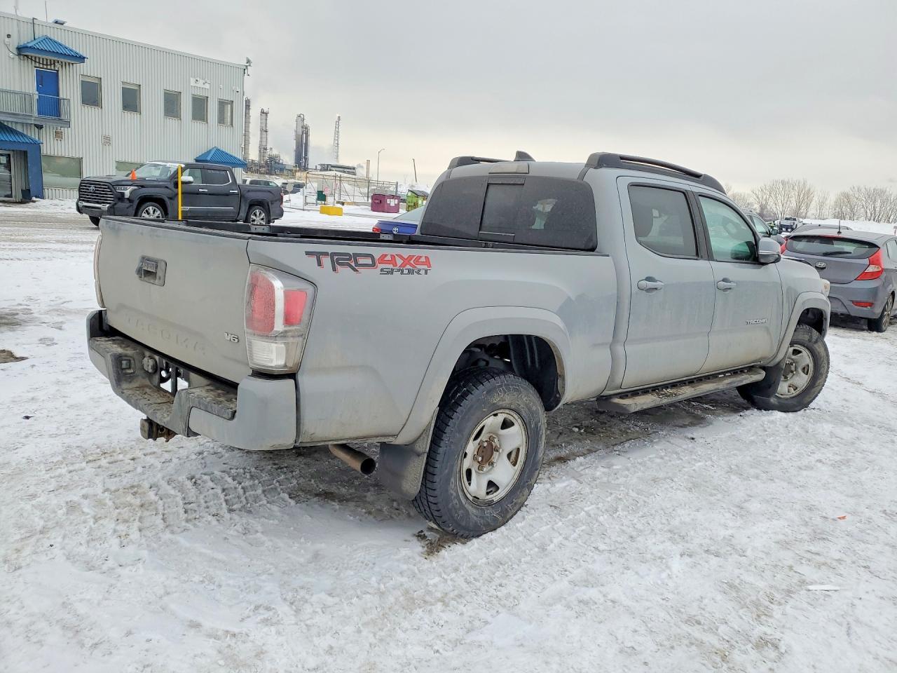 2021 Toyota Tacoma - Image 3