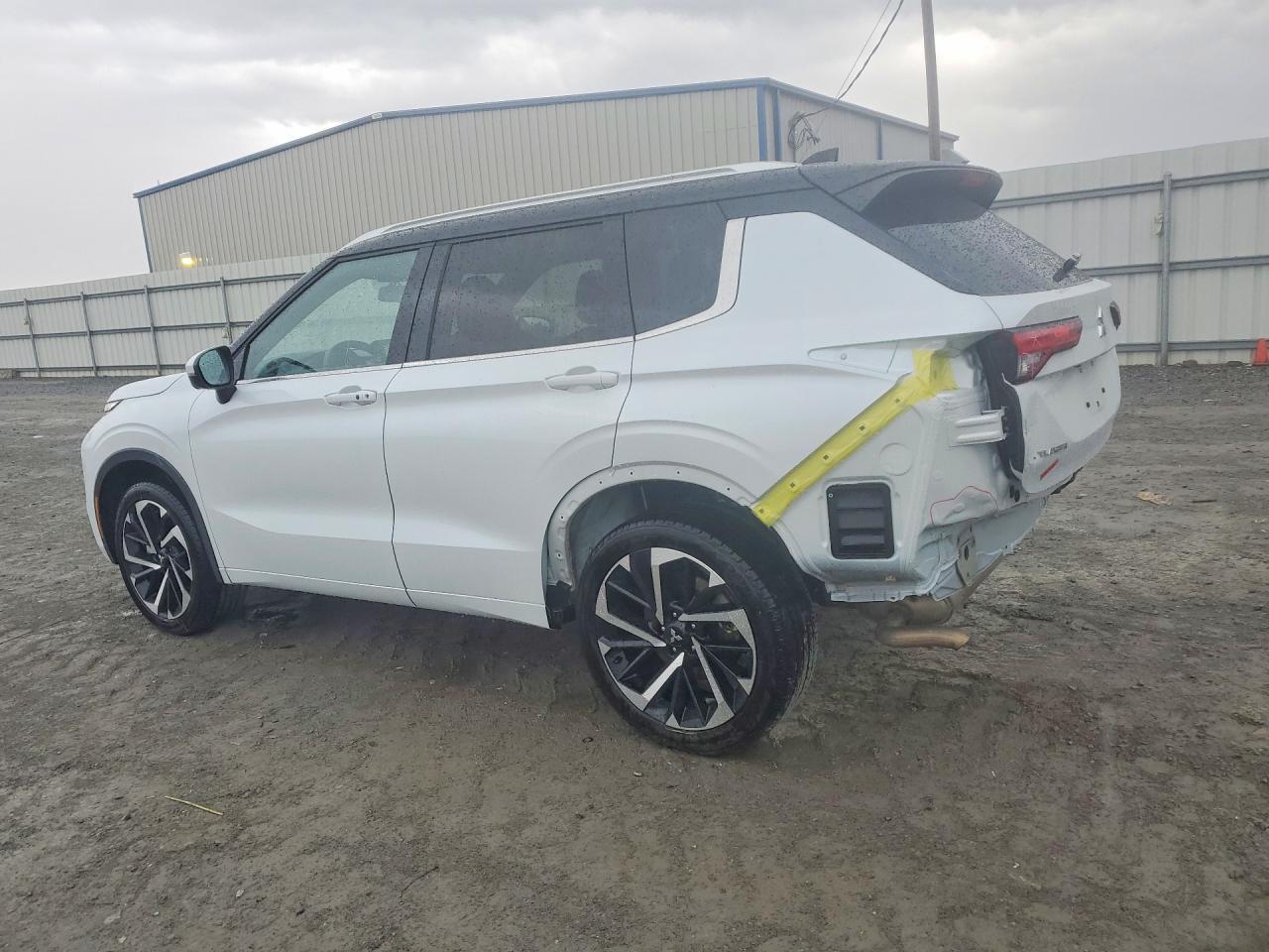 2024 Mitsubishi Outlander Sel - Фото 2