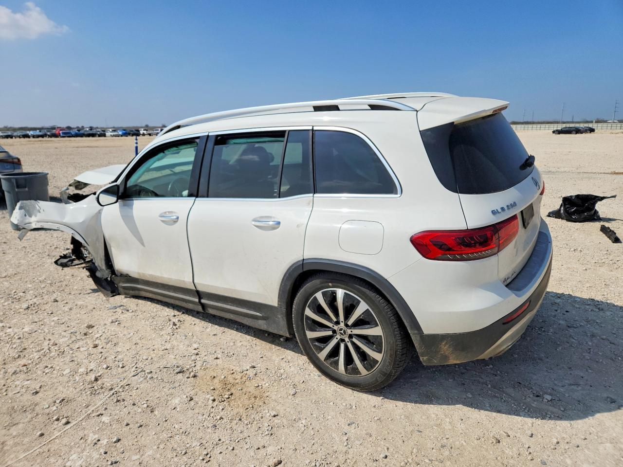 2021 Mercedes-Benz Glb 250 - Фото 2