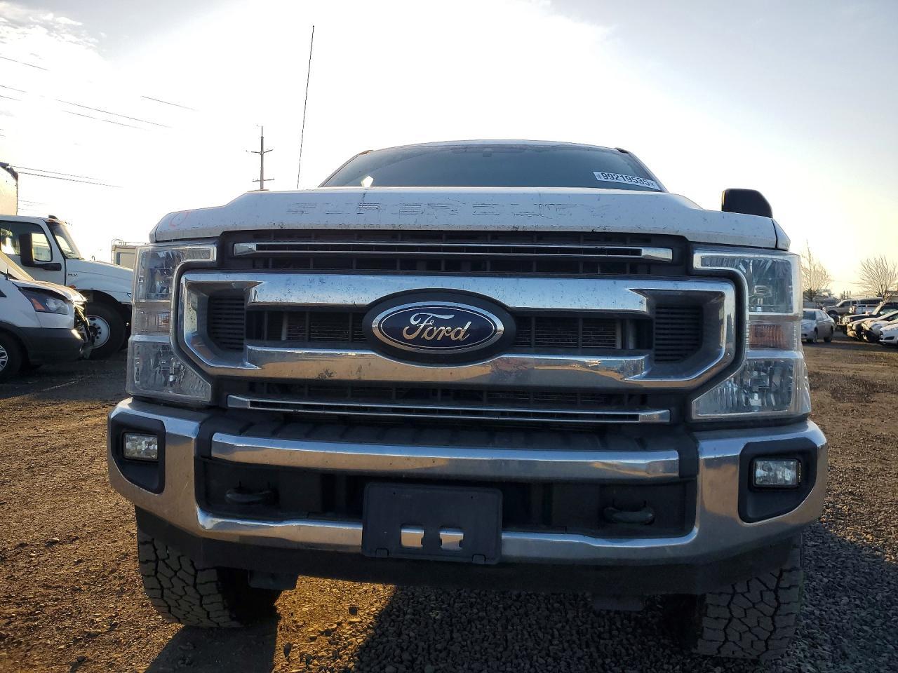 2021 Ford F250 Super Duty - Фото 5