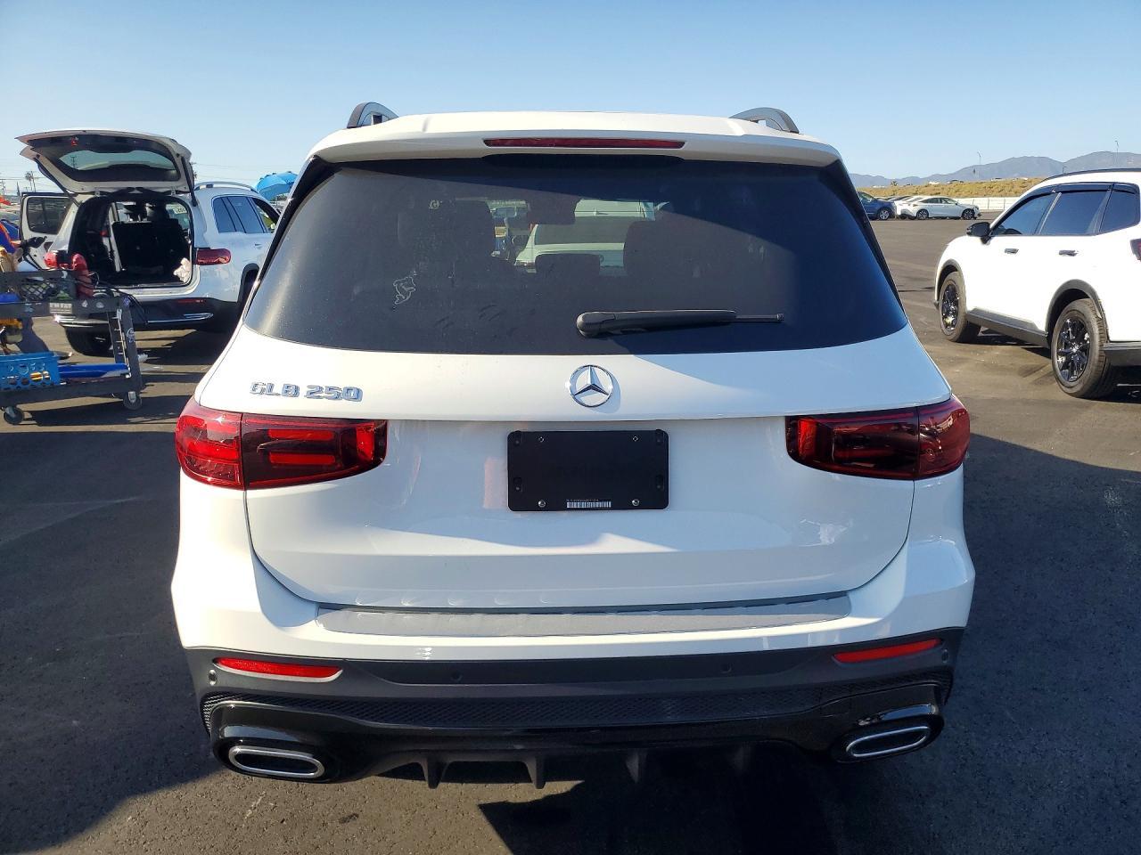 2024 Mercedes-Benz Glb 250 - Фото 6