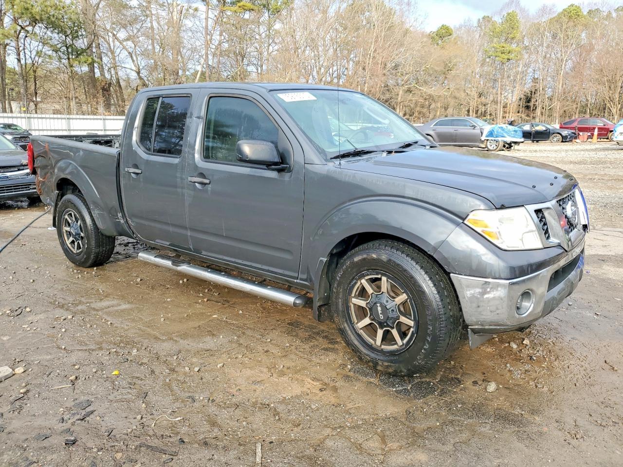 2010 Nissan Frontier Crew Cab - Фото 4