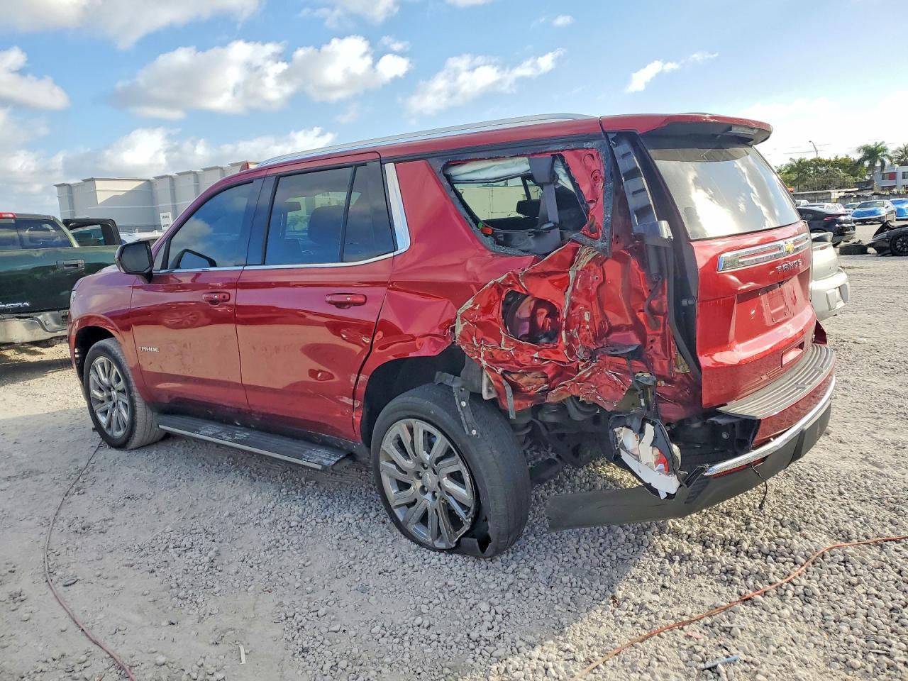2022 Chevrolet Tahoe C1500 Lt - Фото 2