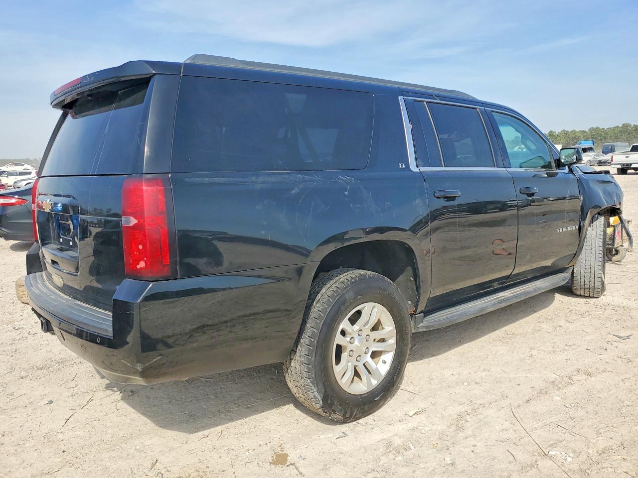 2019 Chevrolet Suburban K1500 Lt - Фото 3