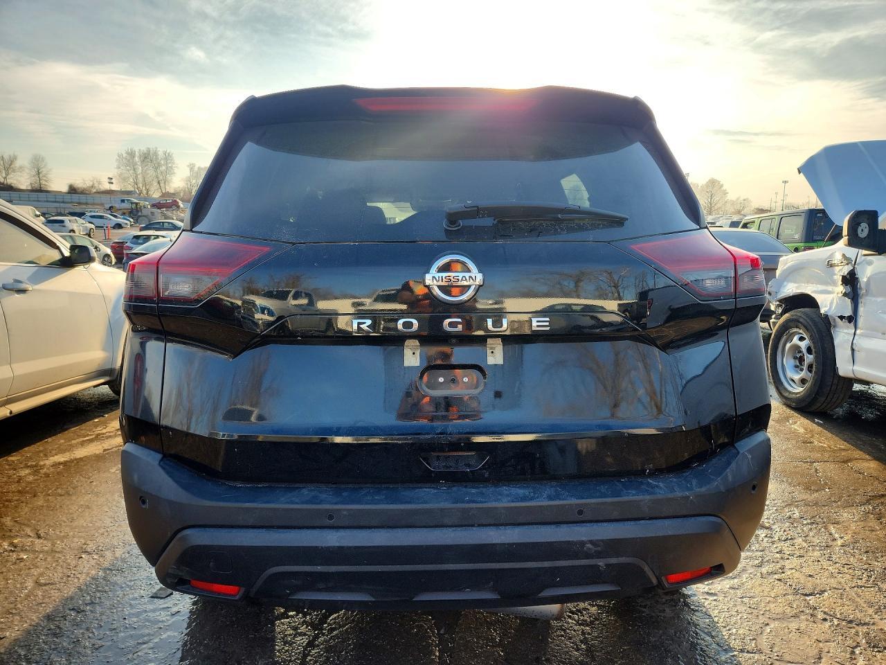 2021 Nissan Rogue S - Фото 6