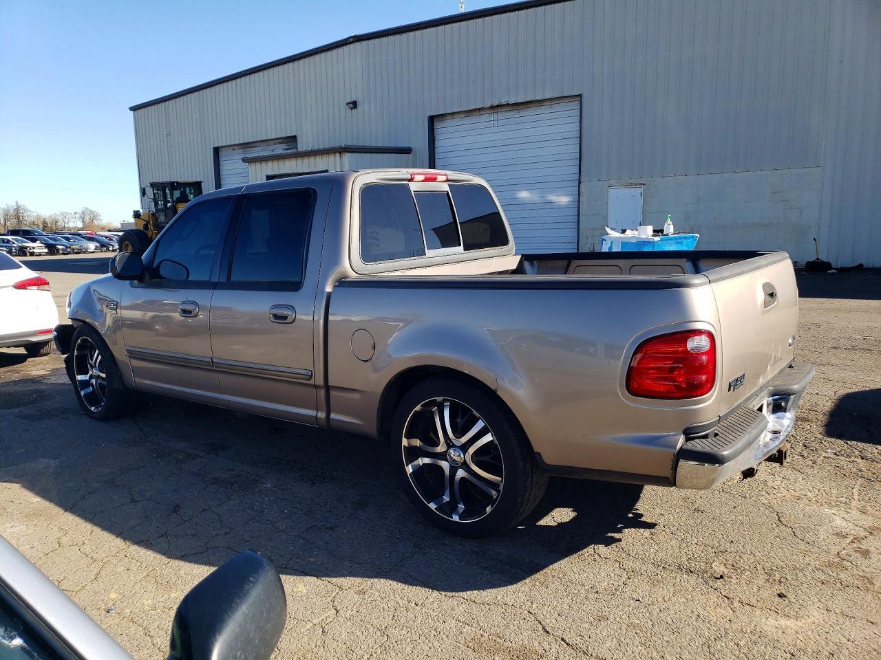 2003 Ford F150 Supercrew - Фото 2