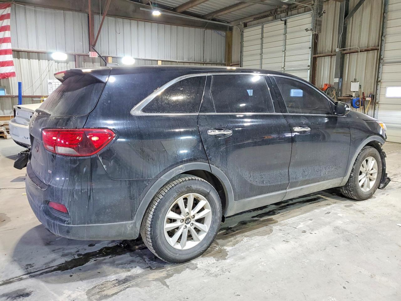 2019 Kia Sorento L - Фото 3