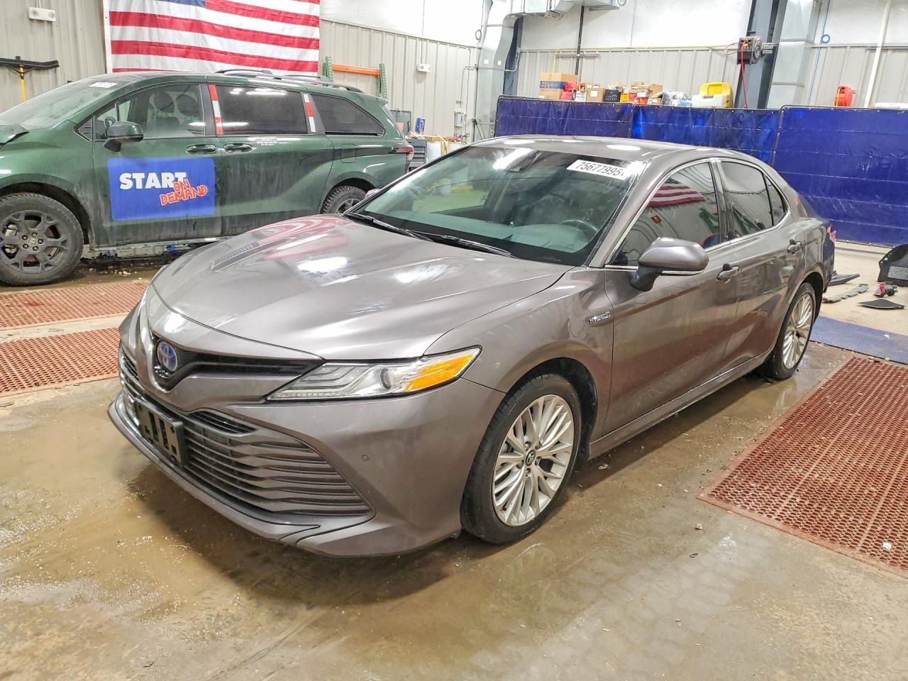 2018 Toyota Camry Hybrid