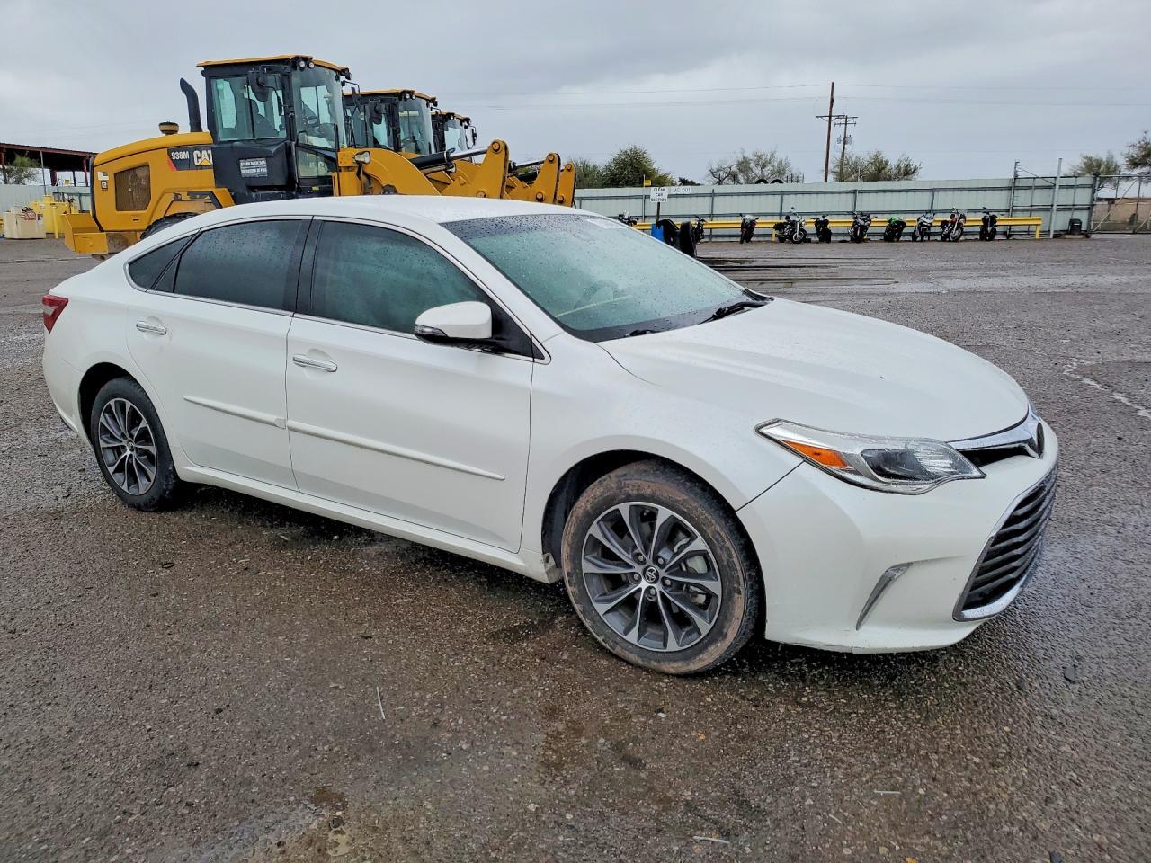 2018 Toyota Avalon Xle - Фото 4