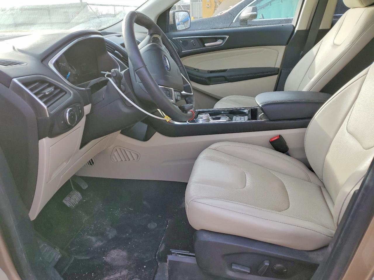 2020 Ford Edge Titanium - Фото 7