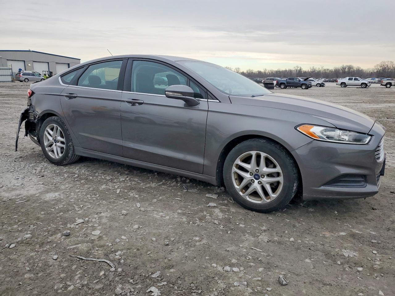2014 Ford Fusion Se - Фото 4