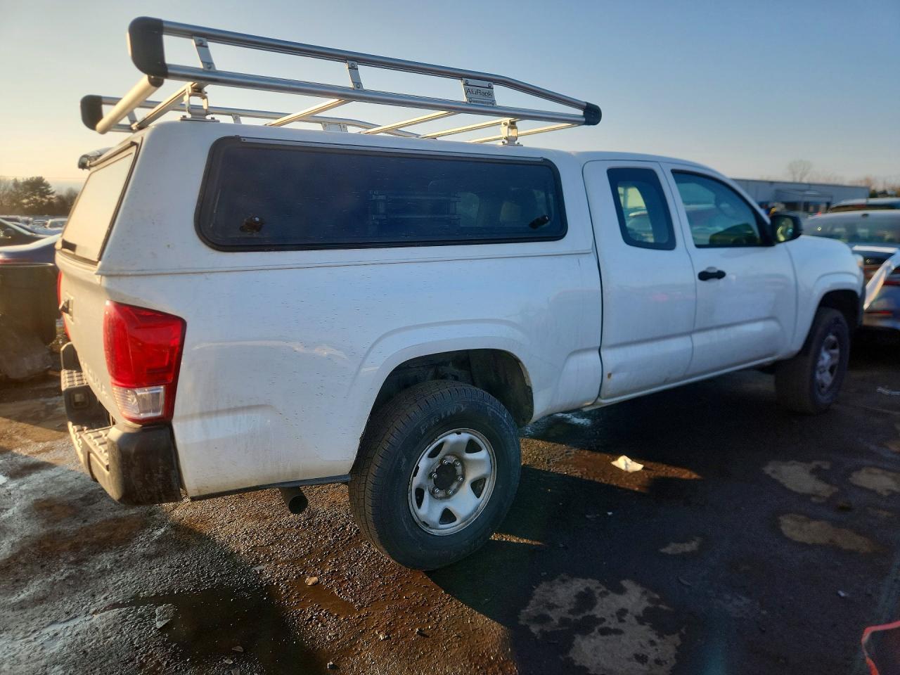 2016 Toyota Tacoma Access Cab - Image 3