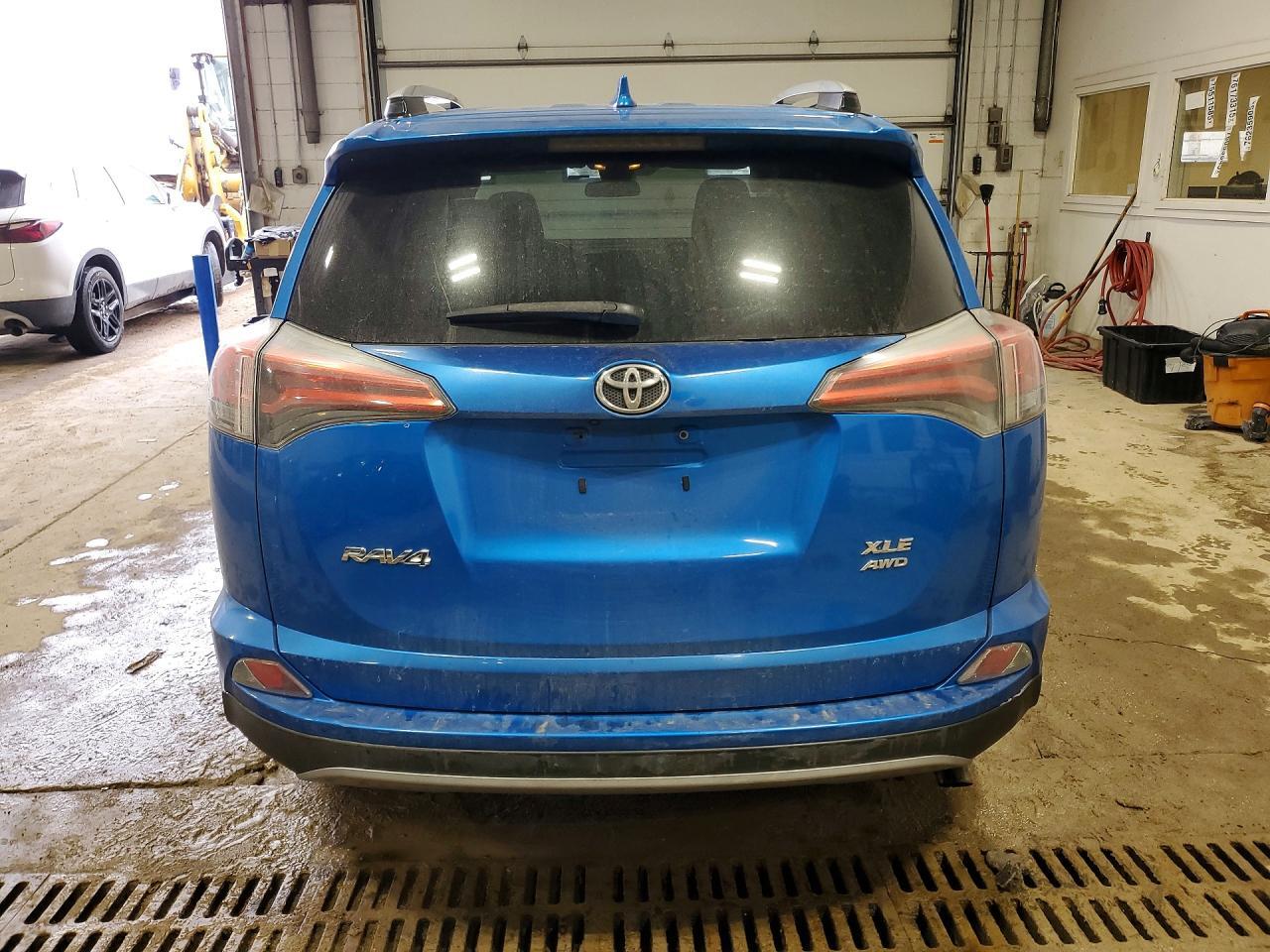 2017 Toyota Rav4 Xle - Фото 6