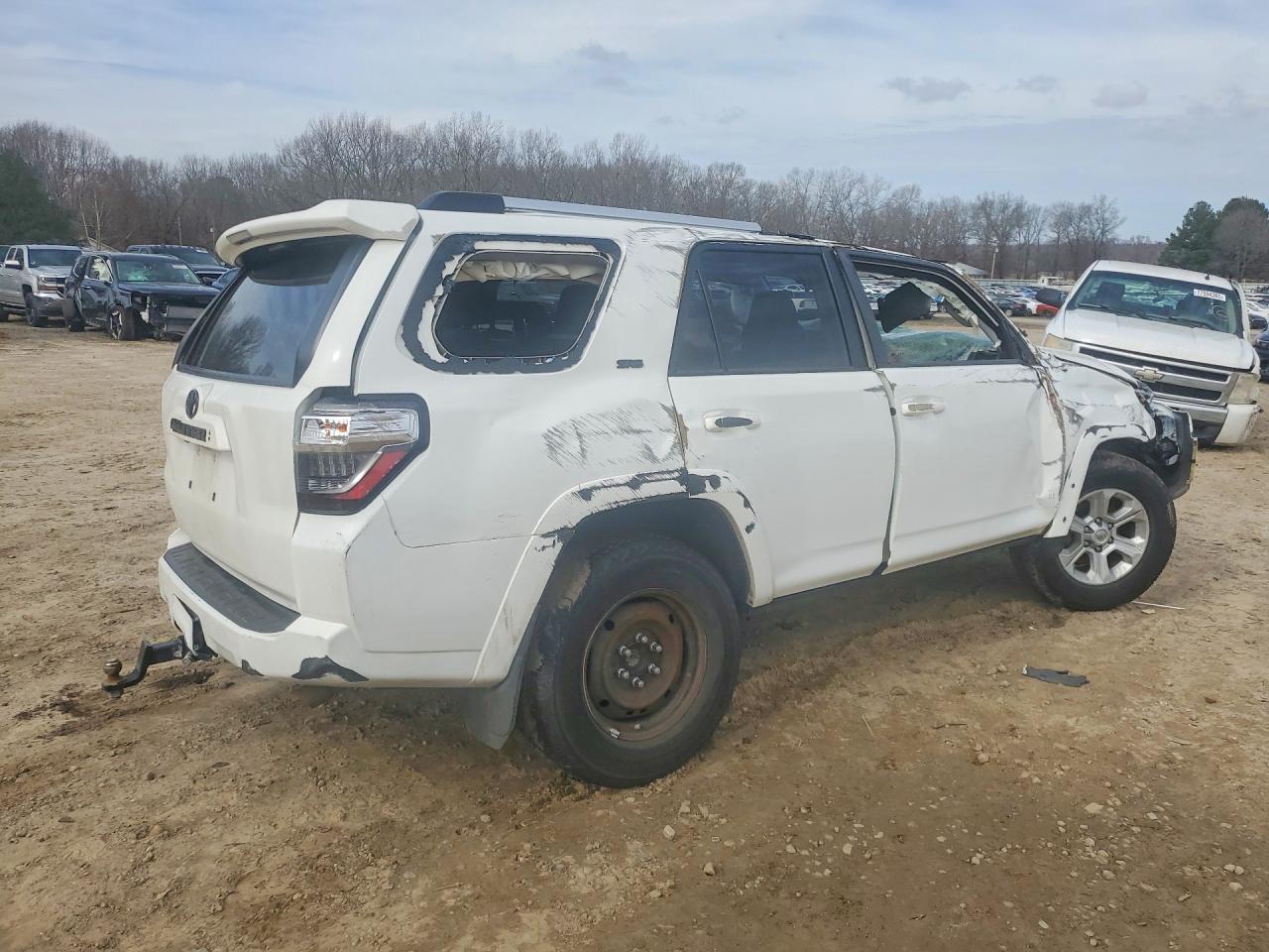 2021 Toyota 4Runner Sr5 - Фото 3