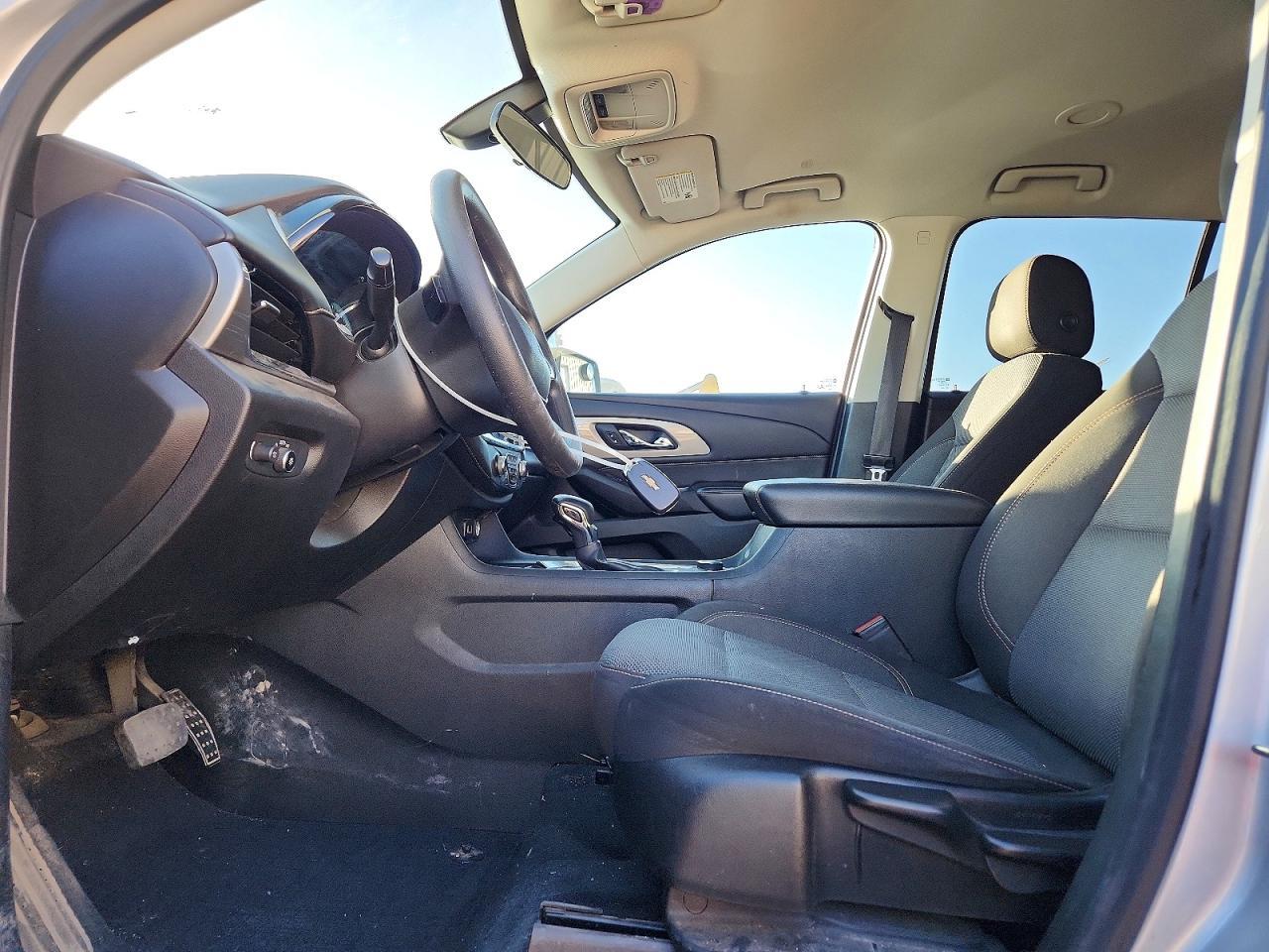 2021 Chevrolet Traverse Ls - Фото 7