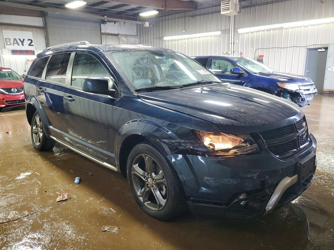 2014 Dodge Journey Crossroad - Image 4