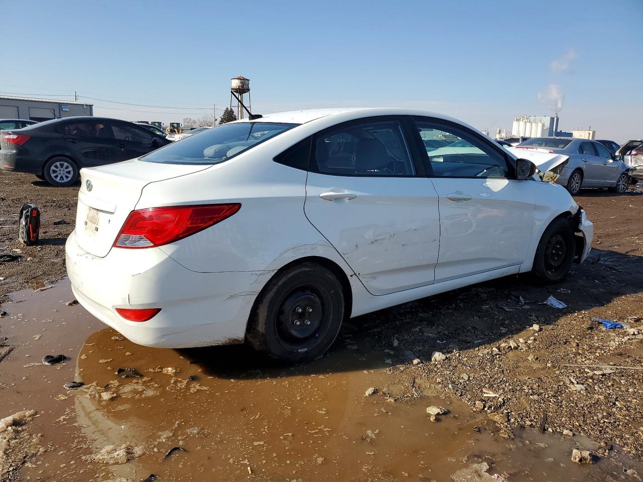 2015 Hyundai Accent Gls - Фото 3