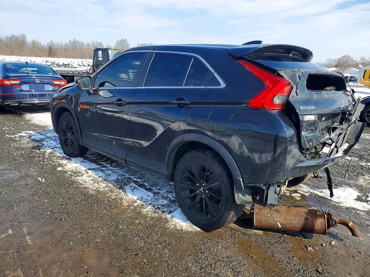 2018 Mitsubishi Eclipse Cross Le - Фото 2