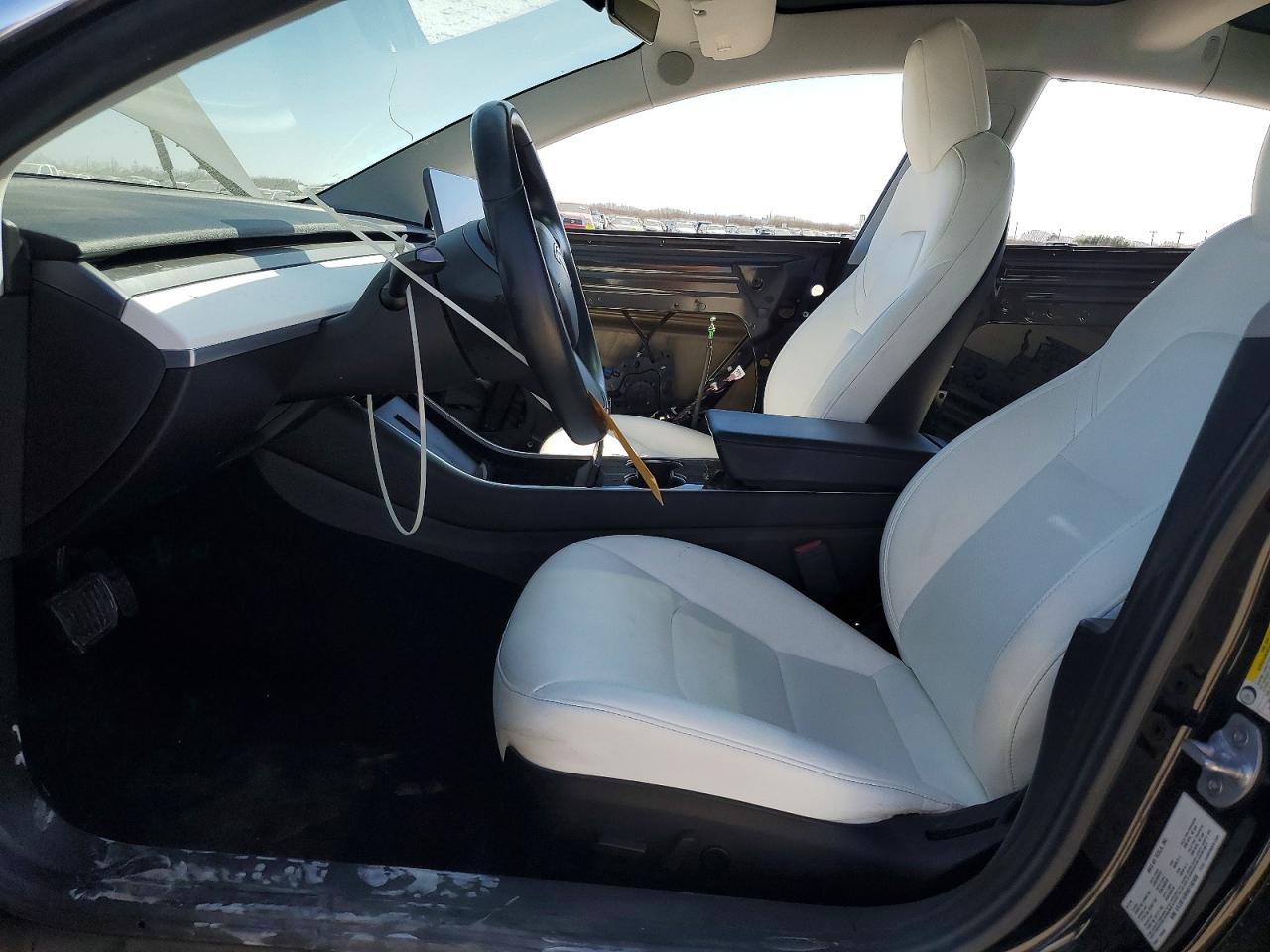 2019 Tesla Model 3 - Фото 7
