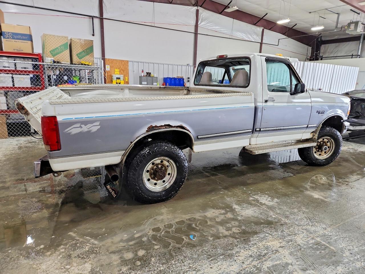 1997 Ford F250 - Фото 3