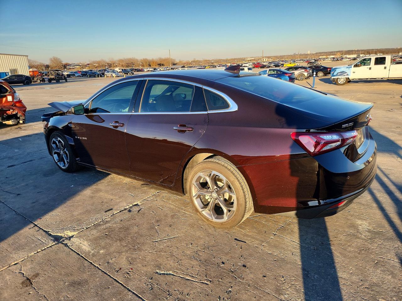2020 Chevrolet Malibu Lt - Фото 2