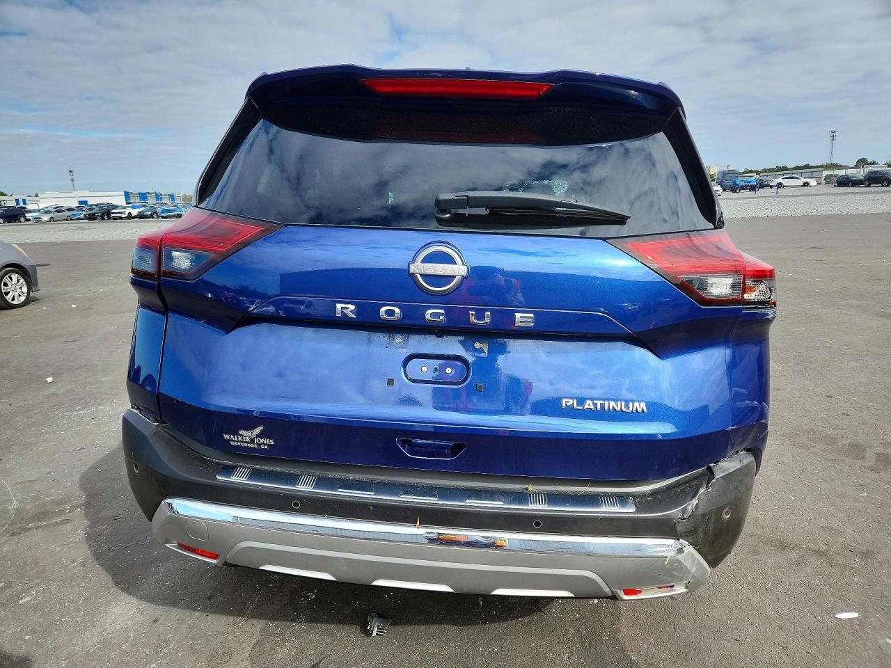 2023 Nissan Rogue Platinum - Фото 6