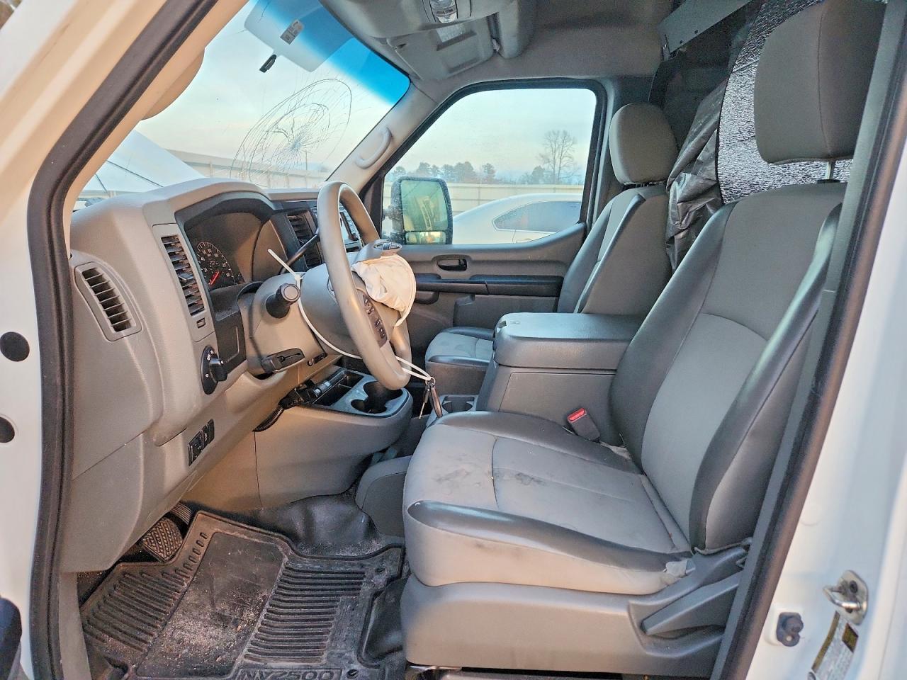 2019 Nissan Nv 2500 Utility / Service Van - Фото 7