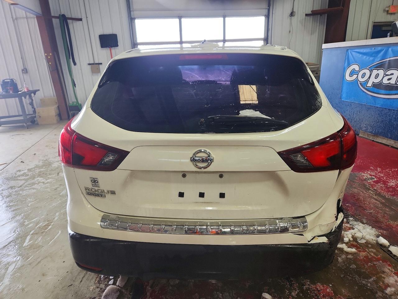 2018 Nissan Rogue Sport S - Image 6