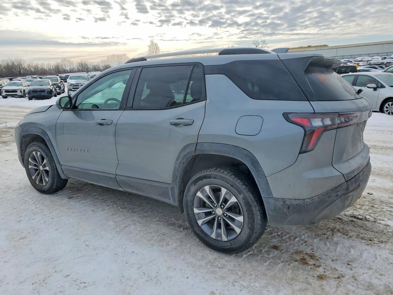 2025 Chevrolet Equinox Lt - Фото 2