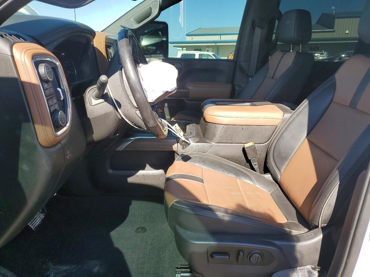 2021 Chevrolet Silverado K2500 High Country - Фото 7