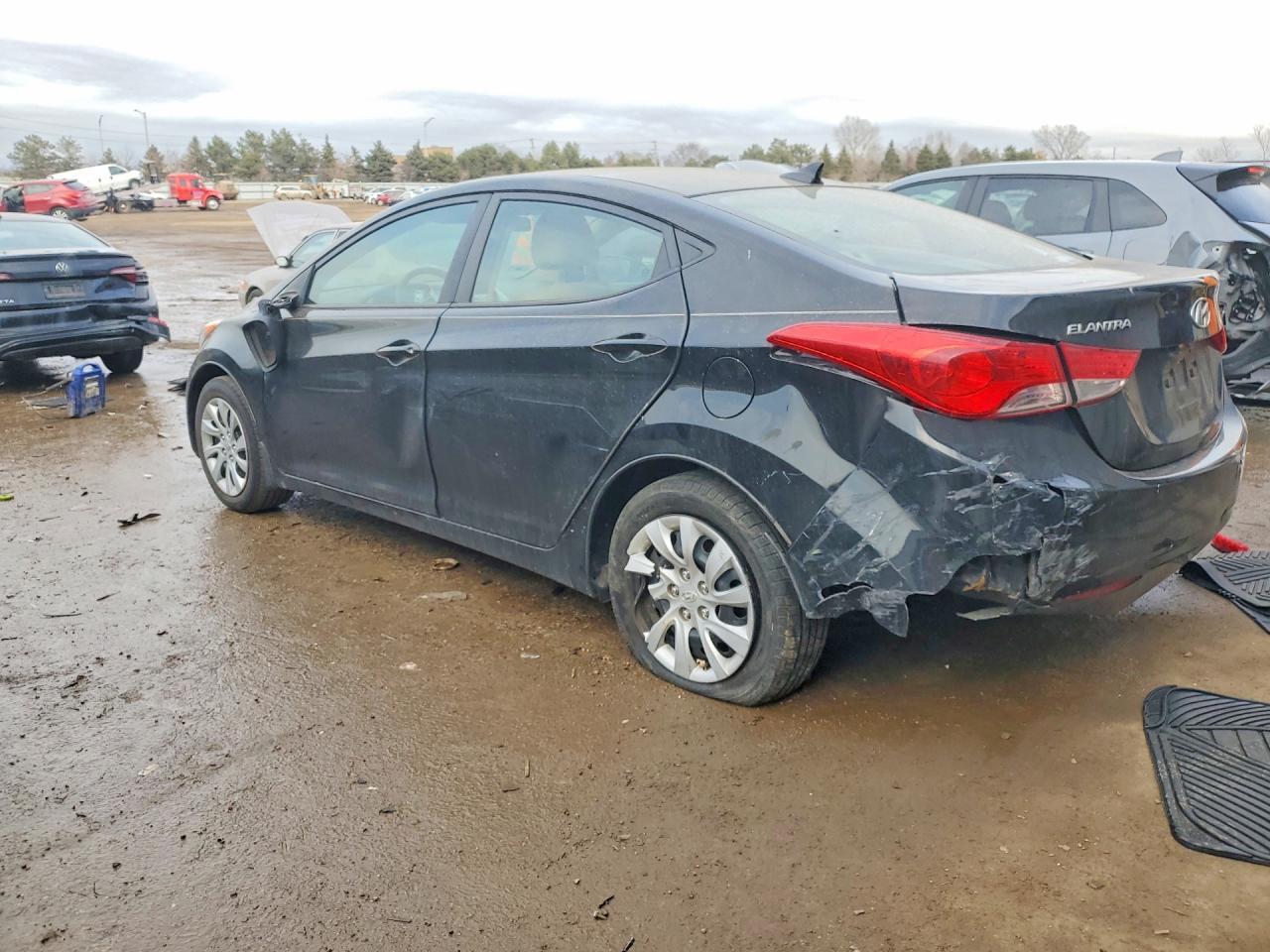 2013 Hyundai Elantra Gls - Image 2